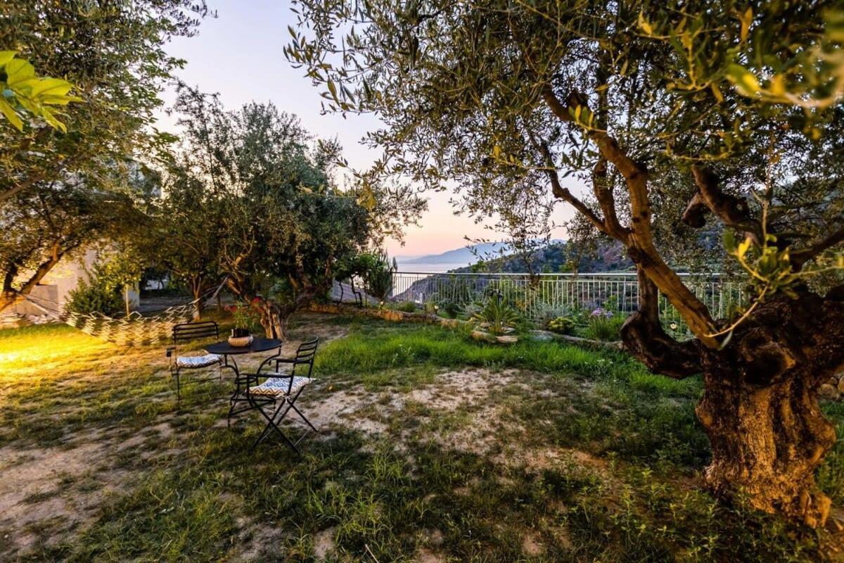 Kitries Summer Getaway - Eden Sandy Suite Kitriaí Екстериор снимка